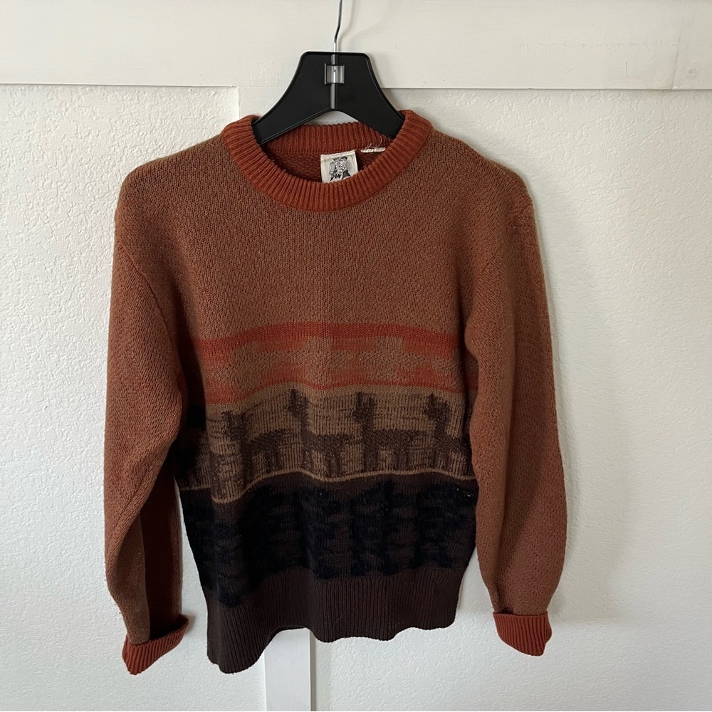 Vintage Kennington Men's Medium Llama Crewneck Sweater.